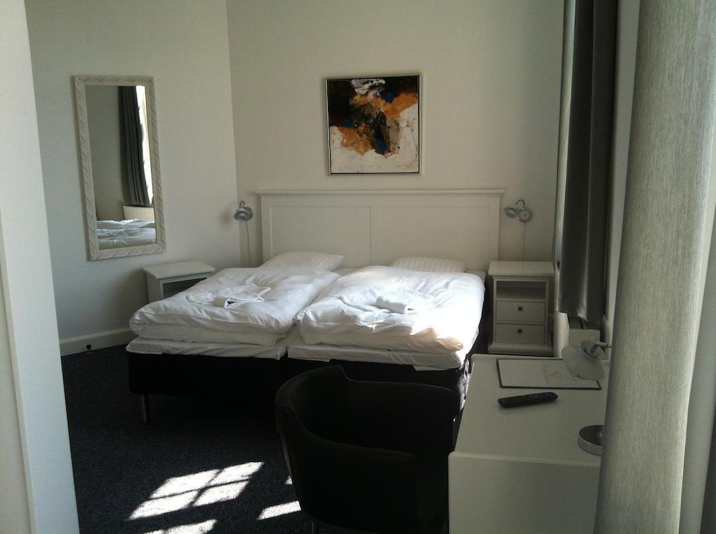 Hotel Posthuzed Rønne Zimmer foto